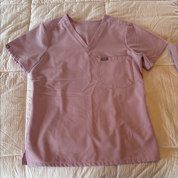 Lavender Scrub Set - Picture 2 of 3